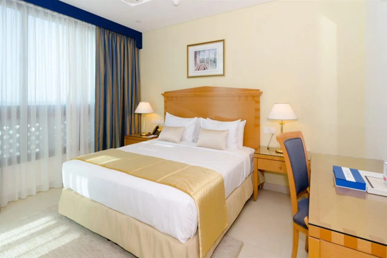 Roda Beach Resort Дубай 3*,