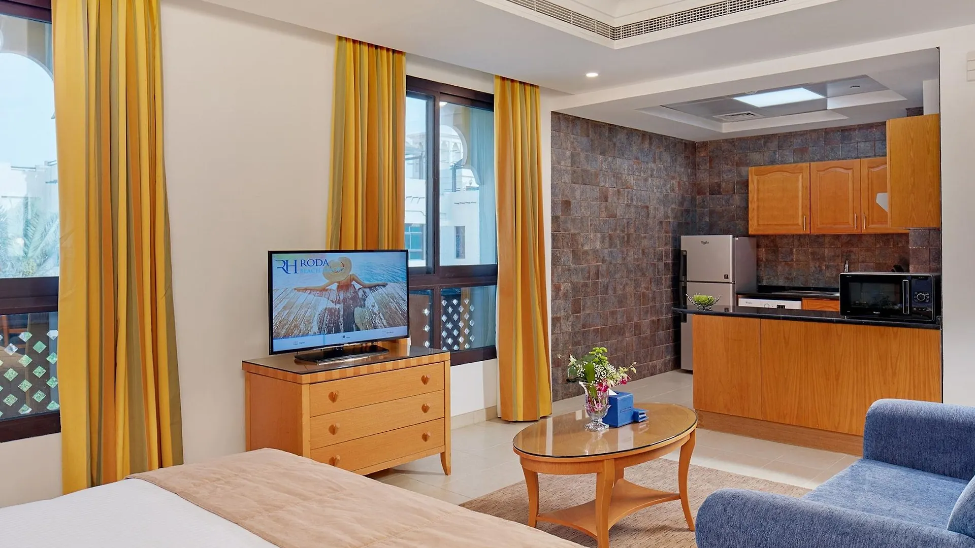 Roda Beach Resort Дубай