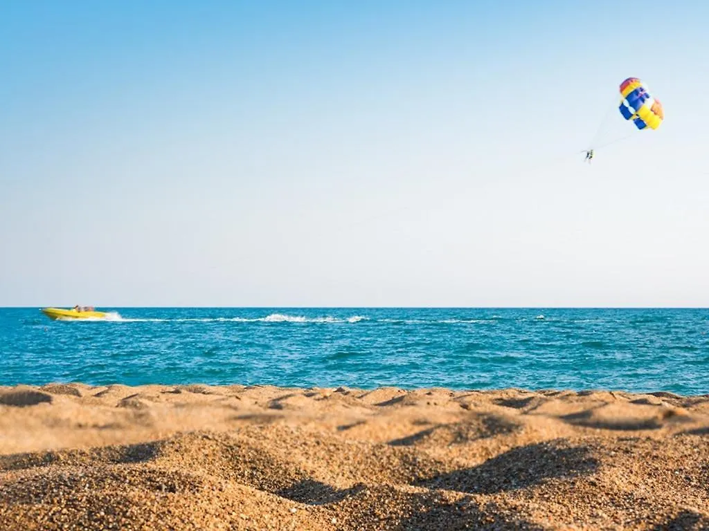 Roda Beach Resort Дубай